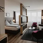 Arivo Aparthotel 4*