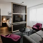 Arivo Aparthotel